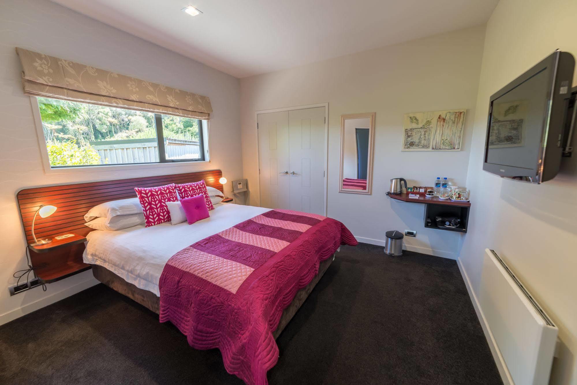 City Lights Boutique Lodge Rotorua Extérieur photo