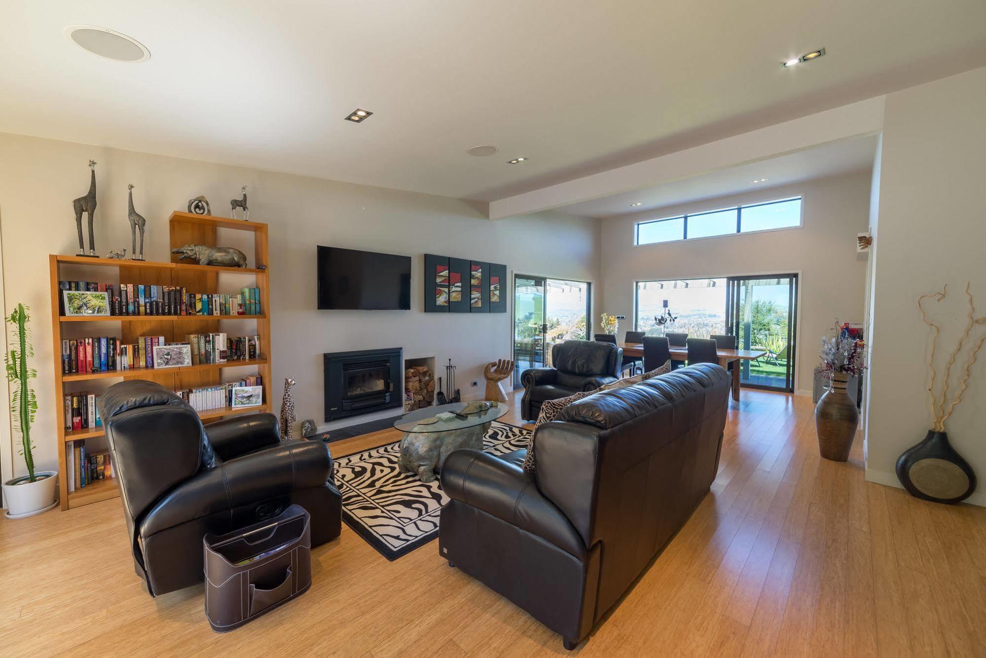 City Lights Boutique Lodge Rotorua Extérieur photo