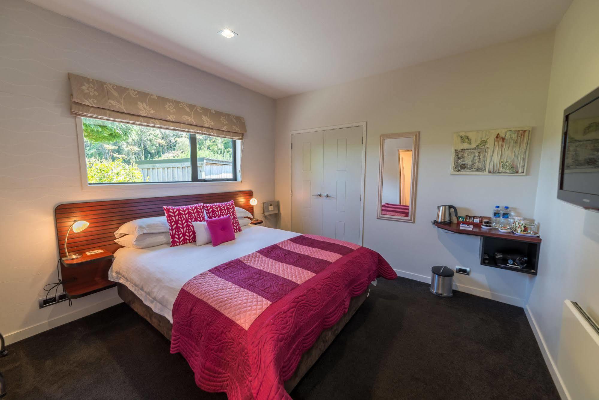 City Lights Boutique Lodge Rotorua Extérieur photo