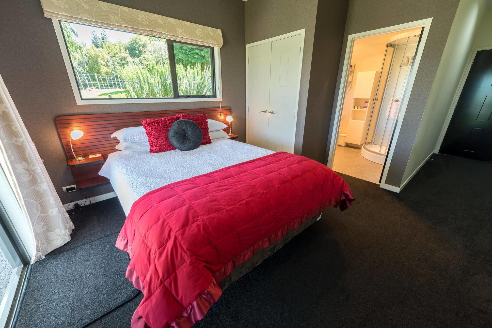 City Lights Boutique Lodge Rotorua Extérieur photo